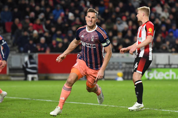 在分析热刺 在分析热刺